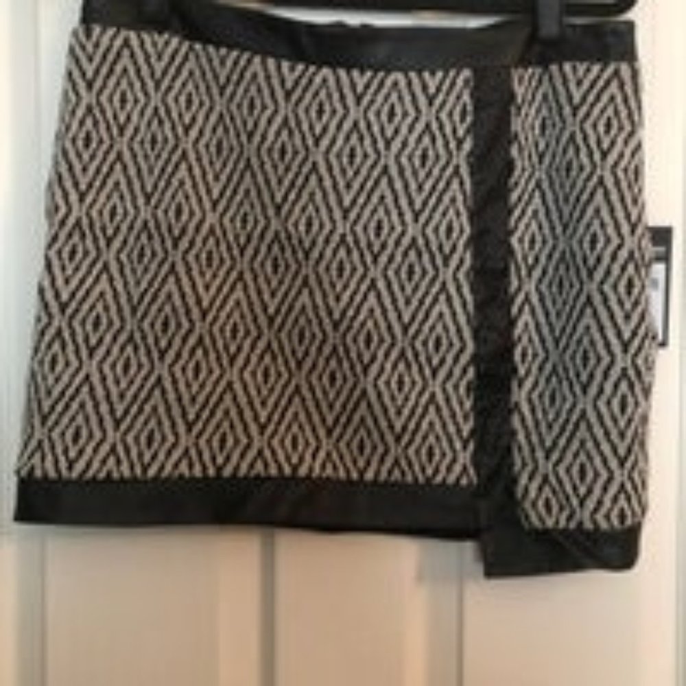 Ella Moss Tweed Leather Trim Skirt L